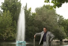 Jools Holland launches new Tiffany Fountain in St James s Park in July 2011