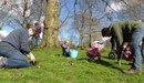Family_planting_snowdrops_in_hyde_park_listing