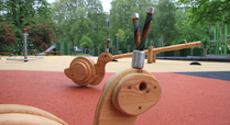 Playground_in_hyde_park_signpost